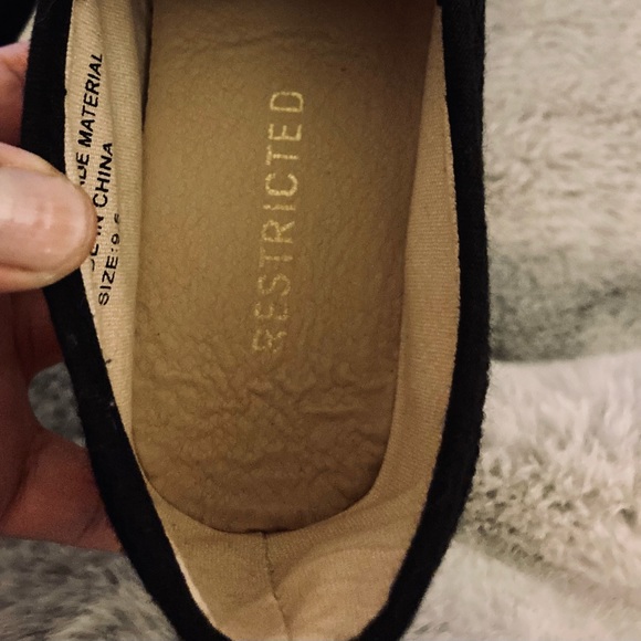 New - Restricted Valen Black Slip-on sneakers - Picture 7 of 9